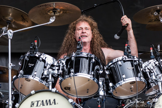 exciter-bang-your-head-18-7-2015_0032