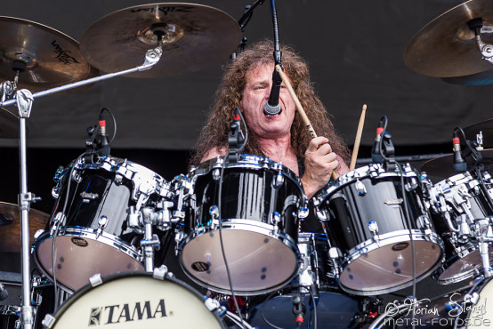 exciter-bang-your-head-18-7-2015_0035