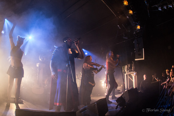 feuerschwanz-13-12-2012-hirsch-nuernberg-30