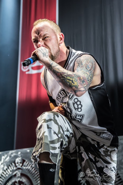 five-finger-death-punch-zenith-muenchen-14-11-2013_17