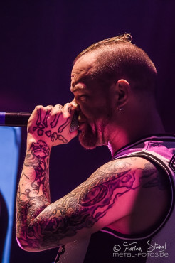 five-finger-death-punch-zenith-muenchen-14-11-2013_28
