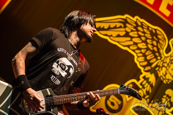 five-finger-death-punch-zenith-muenchen-14-11-2013_35