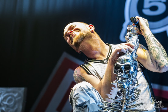 five-finger-death-punch-zenith-muenchen-14-11-2013_37
