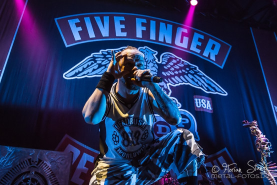 five-finger-death-punch-zenith-muenchen-14-11-2013_40