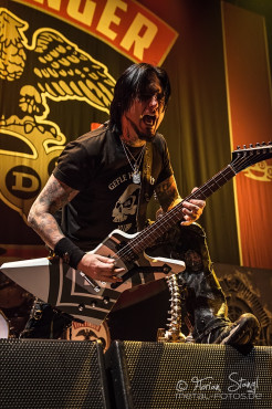 five-finger-death-punch-zenith-muenchen-14-11-2013_41