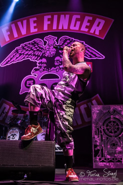 five-finger-death-punch-zenith-muenchen-14-11-2013_48