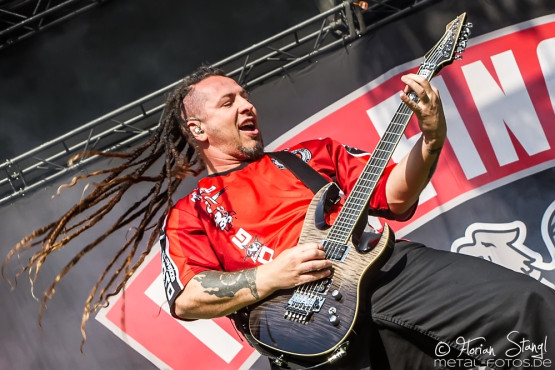 five-finger-death-punch-rockavaria-30-05-2015_0009