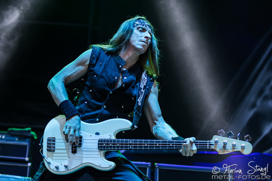 gamma-ray-masters-of-rock-12-7-2015_0028