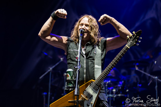 gamma-ray-masters-of-rock-12-7-2015_0035