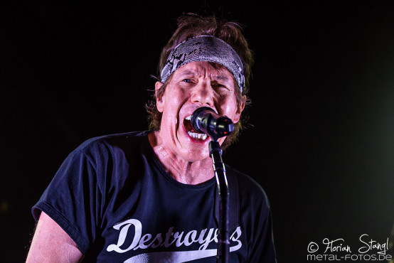 george-thorogood-the-destroyers-loewensaal-nuernberg-24-7-2015_0048
