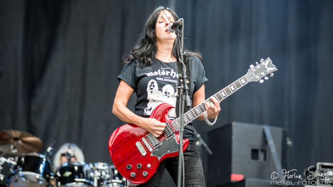 girlschool-bang-your-head-2016-16-07-2016_0040