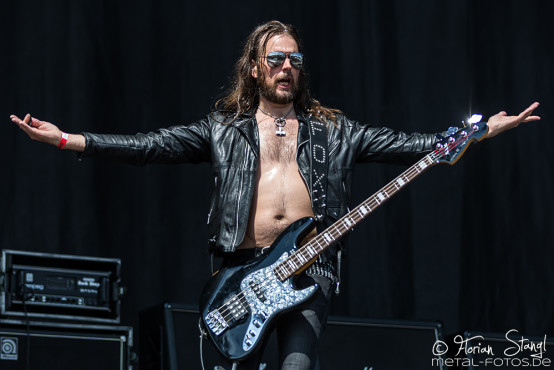 grand-magus-bang-your-head-16-7-2015_0011