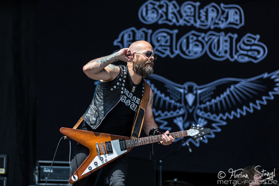 grand-magus-bang-your-head-16-7-2015_0017