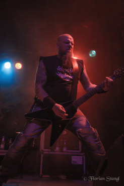 grave-12-9-2012-hirsch-nuernberg-4