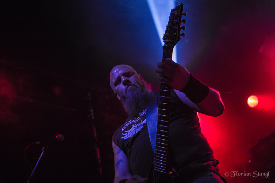 grave-12-9-2012-hirsch-nuernberg-40