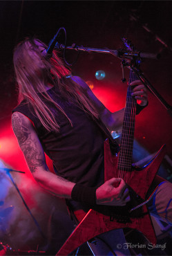 grave-12-9-2012-hirsch-nuernberg-51
