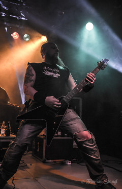 grave-12-9-2012-hirsch-nuernberg-71
