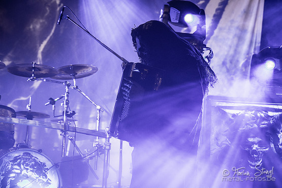 grave-digger-18-1-2013-musichall-geiselwind-1