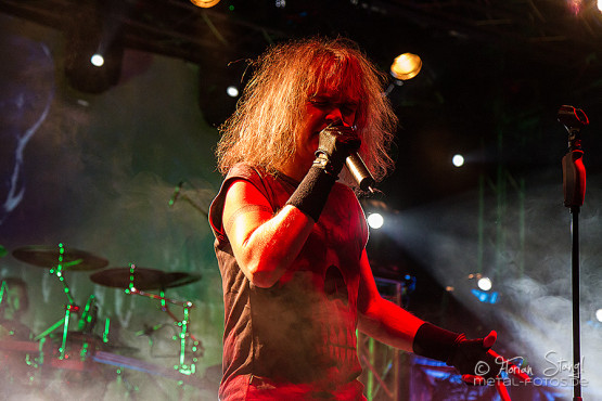 grave-digger-18-1-2013-musichall-geiselwind-19