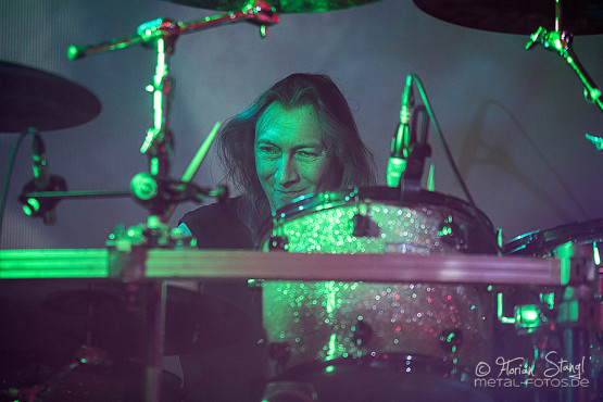 grave-digger-18-1-2013-musichall-geiselwind-29