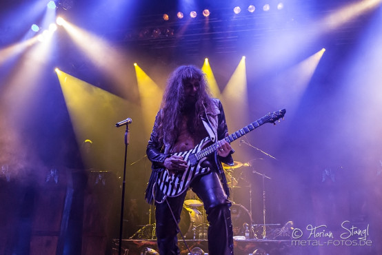 grave-digger-byh-2014-10-7-2014_0035
