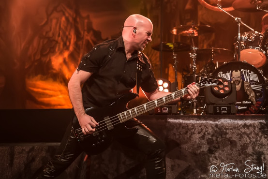 hammerfall-brose-arena-bamberg-07-02-2015_0003