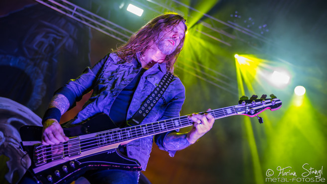 hammerfall-brose-arena-bamberg-14-1-2017_0005