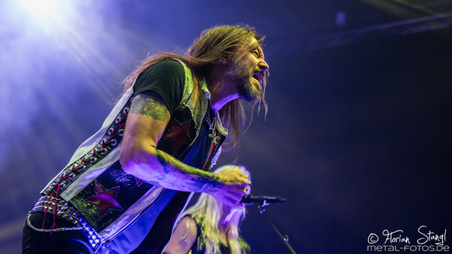 hammerfall-brose-arena-bamberg-14-1-2017_0019