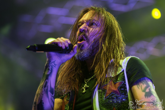 hammerfall-brose-arena-bamberg-14-1-2017_0037