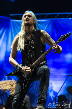 hammerfall-masters-of-rock-10-7-2015_0079
