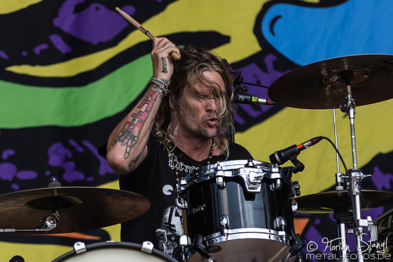 hardcore-superstar-bang-your-head-16-7-2015_0017