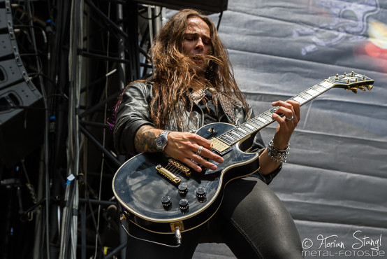 hardcore-superstar-bang-your-head-16-7-2015_0022