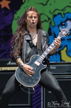 hardcore-superstar-bang-your-head-16-7-2015_0028