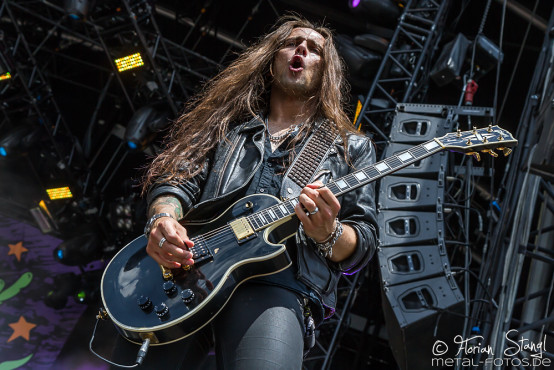 hardcore-superstar-bang-your-head-16-7-2015_0033
