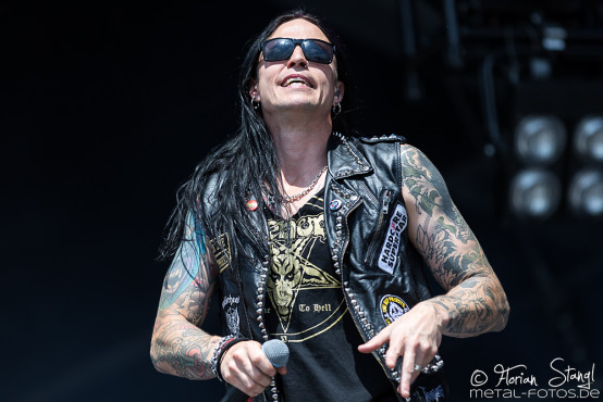 hardcore-superstar-bang-your-head-16-7-2015_0042