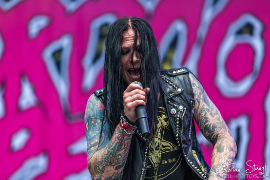 hardcore-superstar-bang-your-head-16-7-2015_0047