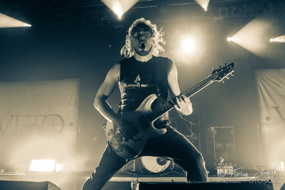 heaven-shall-burn-metal-invasion-vii-19-10-2013_39