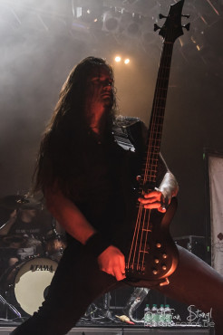 heaven-shall-burn-metal-invasion-vii-19-10-2013_41