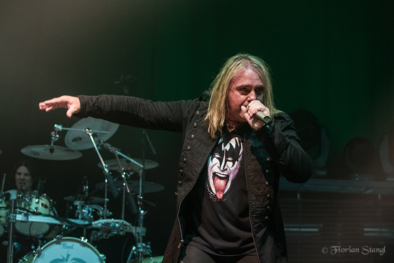 helloween-15-12-2012-knock-out-karlsruhe-18