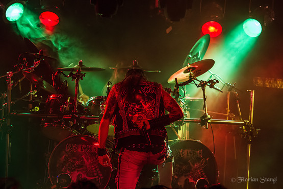 iced-earth-16-12-2012-rockfabrik-ludwigsburg-5