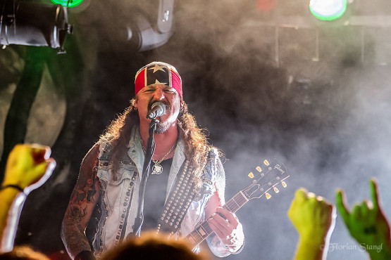 iced-earth-16-12-2012-rockfabrik-ludwigsburg-51