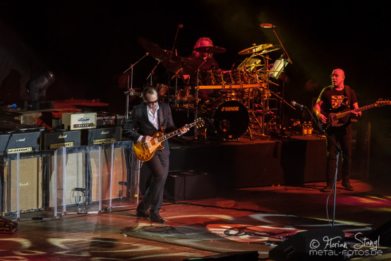 joe-bonamassa-2013-world-tour-meistersingerhalle-nuernberg-11-03-2013-31