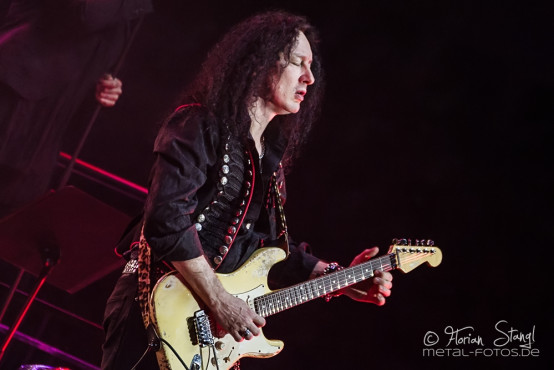joe-lynn-turner-rock-meets-classic-arena-nuernberg-13-03-2014_0035