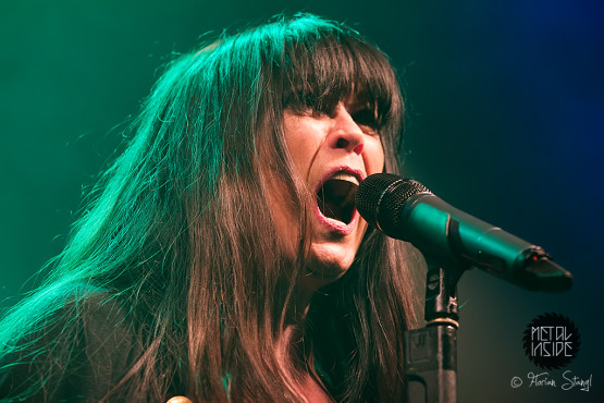 jutta-weinhold-metal-assault-wuerzburg-2-2-2013-01