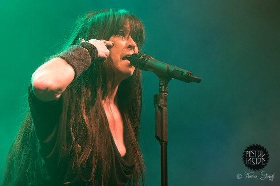 jutta-weinhold-metal-assault-wuerzburg-2-2-2013-10