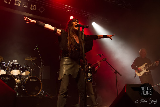 jutta-weinhold-metal-assault-wuerzburg-2-2-2013-32