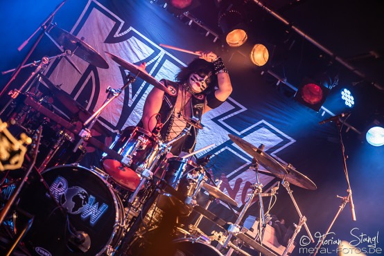 kiss-forever-row-2020-6-3-2020_0014