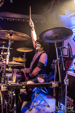 kiss-forever-row-2020-6-3-2020_0059