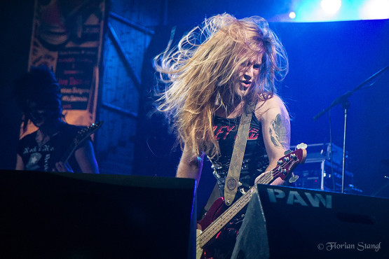 kissin-dynamite-30-11-2012-rockfabrik-nuernberg-13