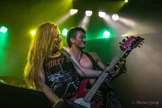 kissin-dynamite-30-11-2012-rockfabrik-nuernberg-22